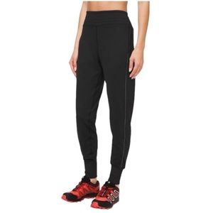 Lululemon Flurry Up High-Rise Jogger